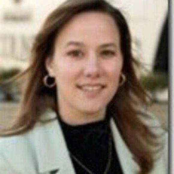 Meet your Posher, Kristine - Picture 1 of 1